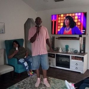 Meet your Posher, Sherry